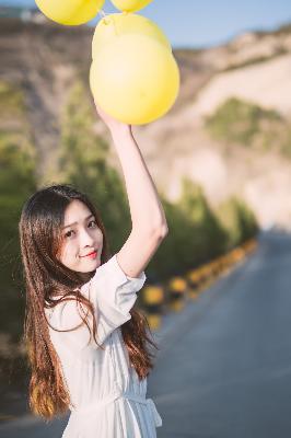 快拨出我是你母亲的歌曲播放