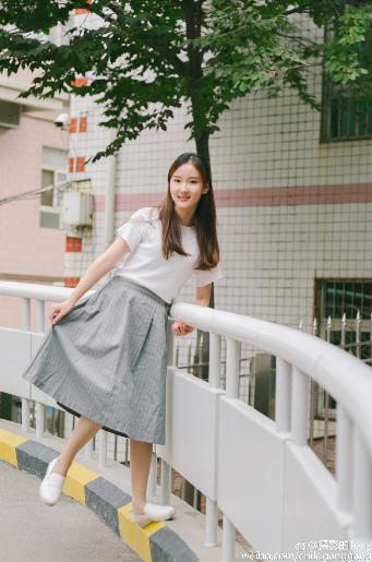 少女配狗1-12集全集在线观看